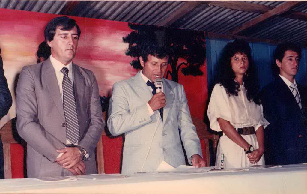 Promulgação da Lei Orgânica Municipal em 1990