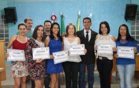 Entrega de Títulos de Cidadania e Moções de Aplausos na 19.ª Sessão Ordinária