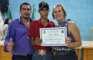 Jovem atleta castanheirense recebe reconhecimento público.
