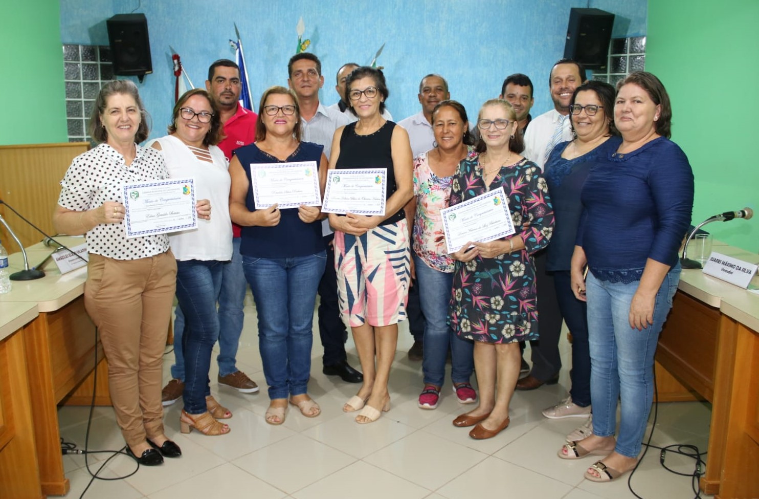 Câmara homenageia educadoras.