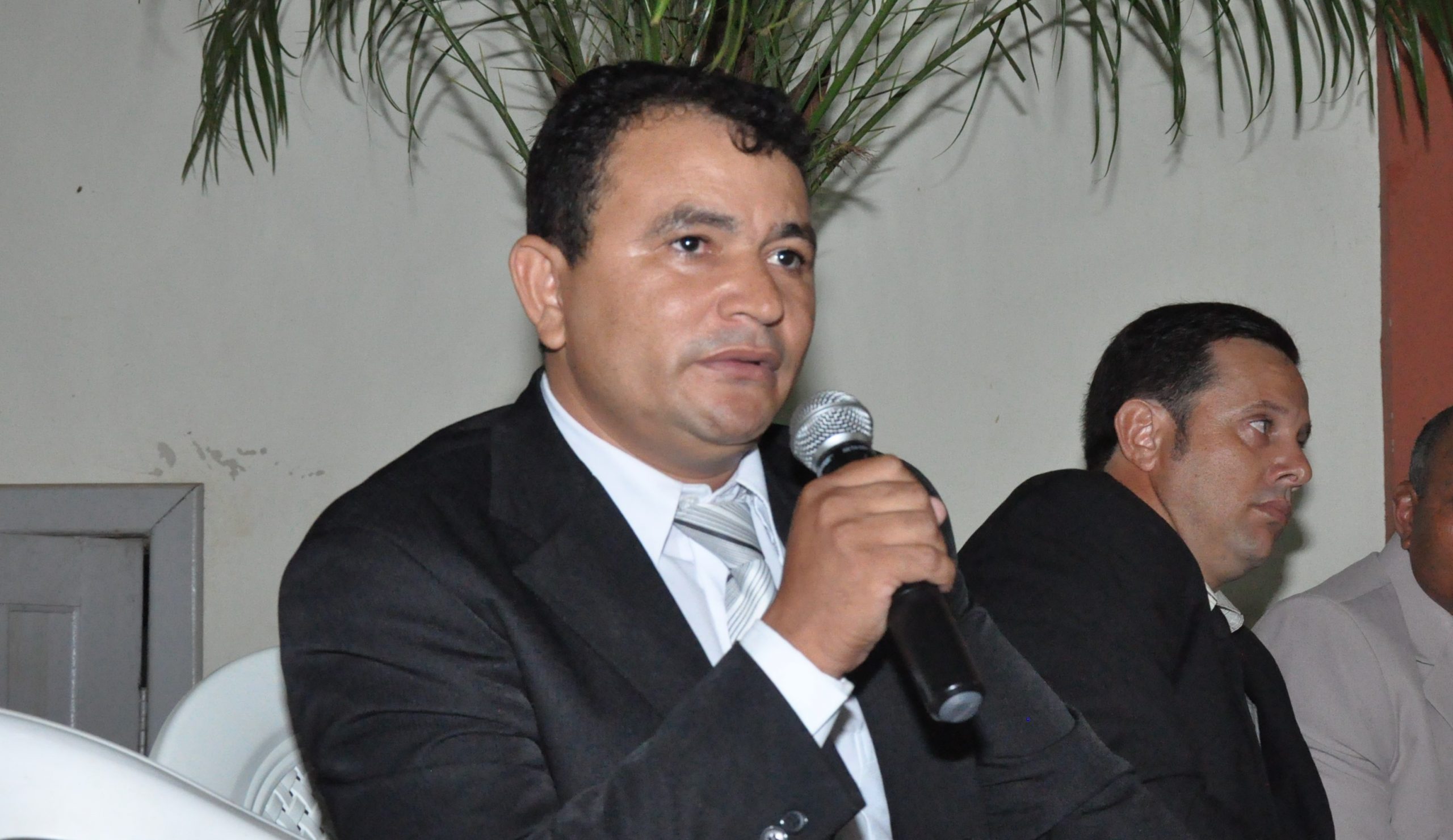 Atividades parlamentares voltam na segunda-feira sob nova presidência!