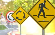 Vereadores cobram placas e quebra-molas no trânsito