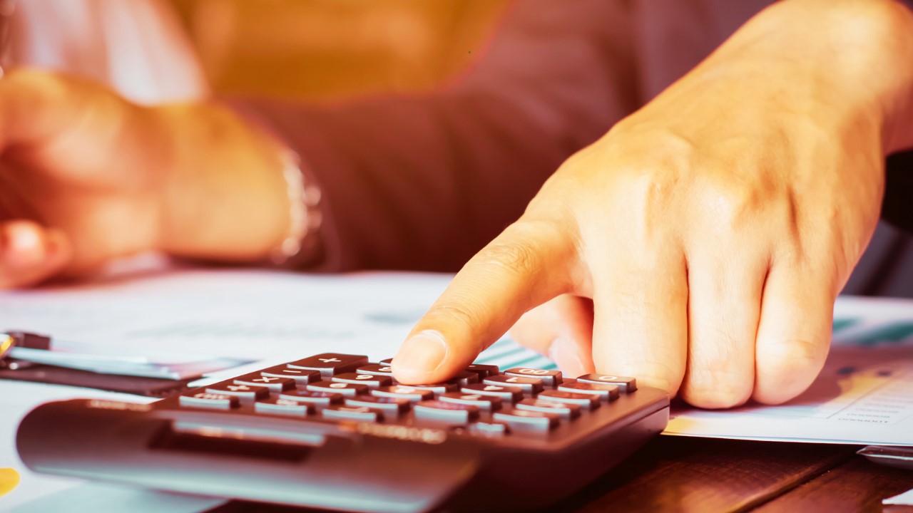 Vereador cobra informações sobre pagamento do 14º salário dos agentes de saúde em Castanheira