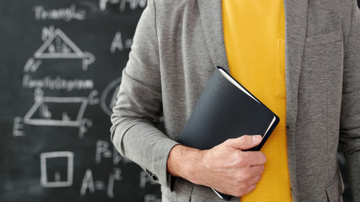 Câmara aprova gratificação por desempenho para professores do 2º e 5º ano da Rede Municipal de Castanheira