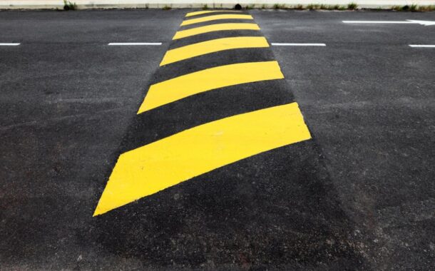 Indicação cobra redutores de velocidade na Rua Dilson Brasileiro Rios